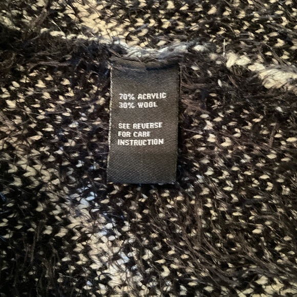 Fuzzy Soft Open Cardigan by Cliche, Size Medium - Picture 4 of 5